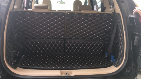 Thảm lót cốp ô tô Mitsubishi Xpander giá tại xưởng, rẻ nhất Hà Nội, TPHCM